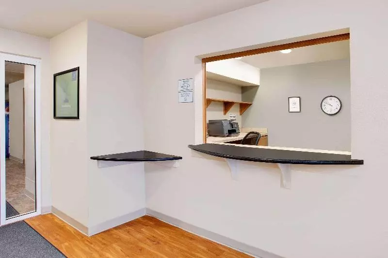 ホテル Woodspring Suites Fredericksburg