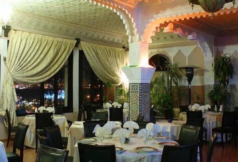 펜션 Collier De La Colombe