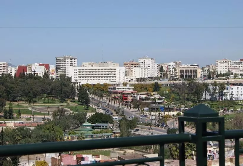 پانسیون Collier De La Colombe