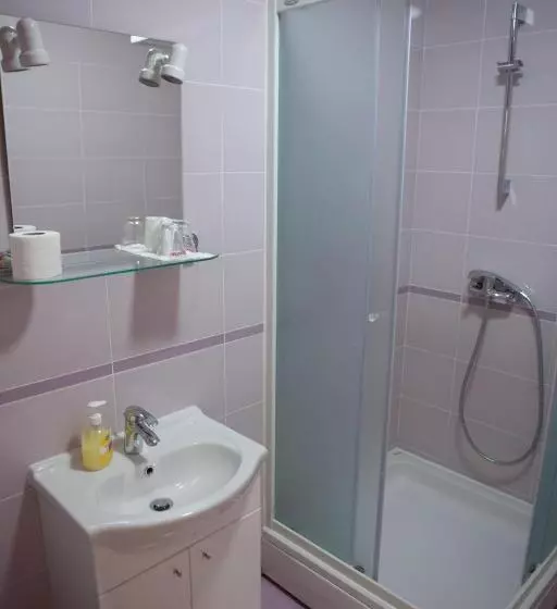 Majatalo Pansion Budimir