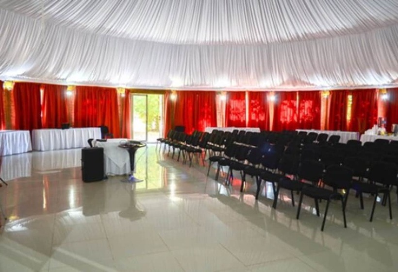 Las Montañas De Olmué Resort & Conference Center