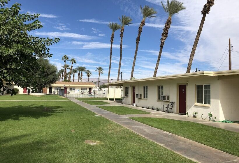 Western Sands Motel