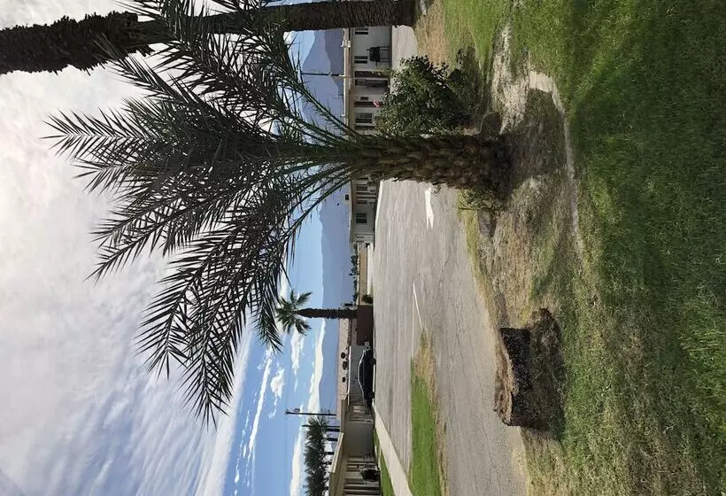 Western Sands Motel