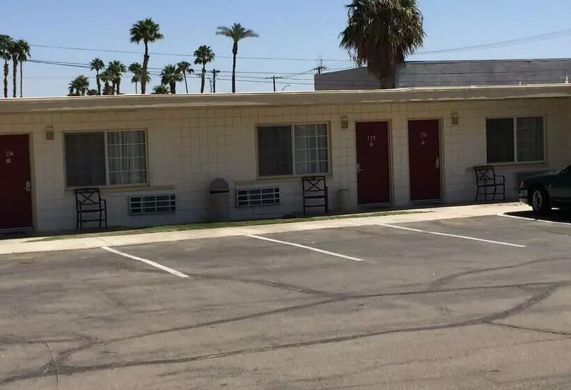 Western Sands Motel
