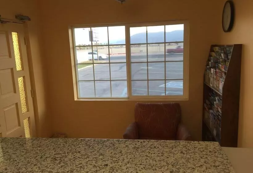 Western Sands Motel