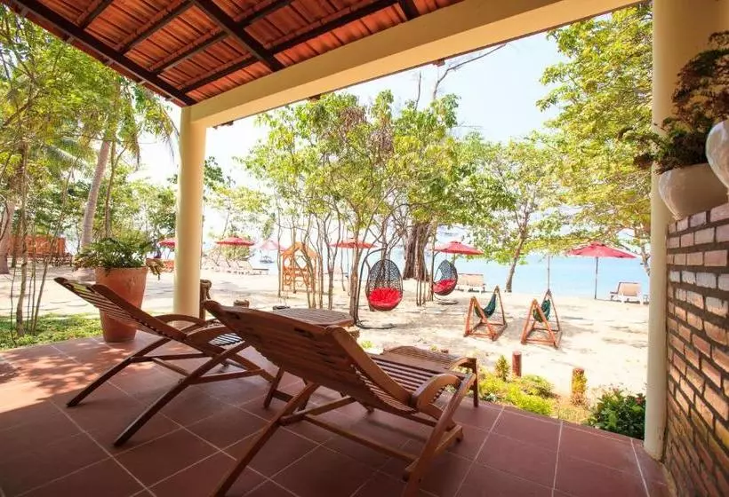 Wild Beach Phu Quoc Resort
