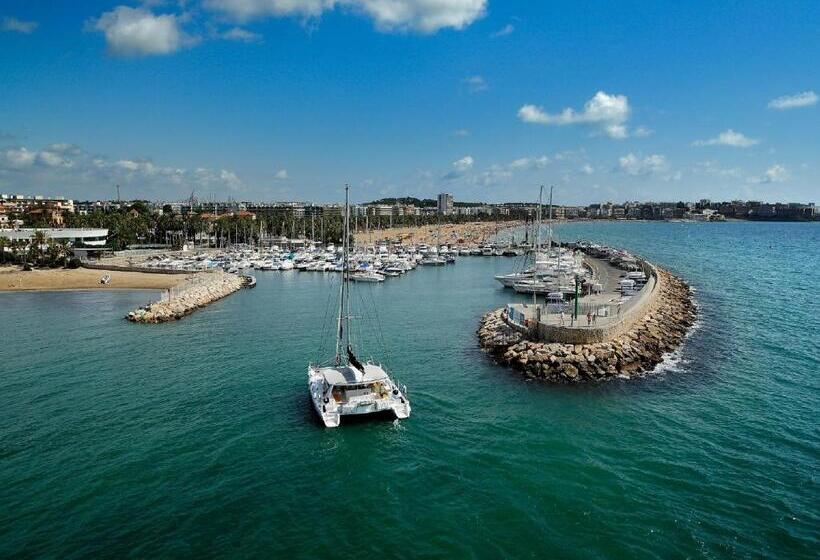 Acacias Apartamentos Salou