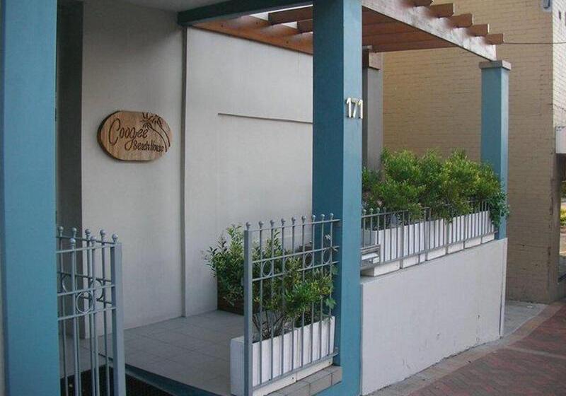 ユースホステル Coogee Beach House