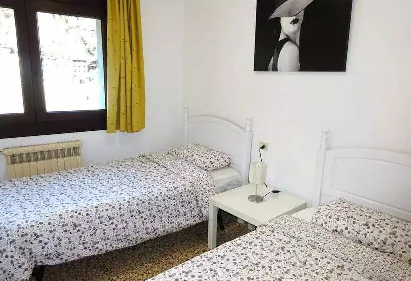 Apartamentos Arinsal 3000