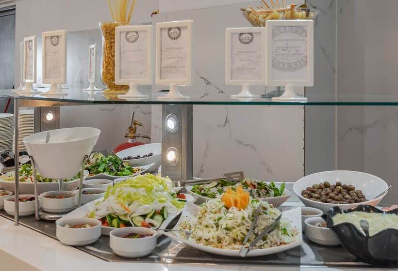 هتل Caretta Beach Resort & Waterpark