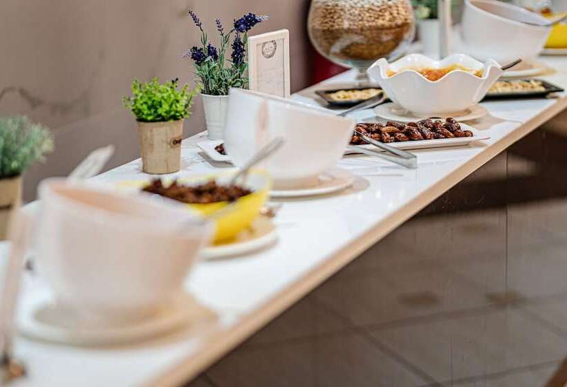 هتل Caretta Beach Resort & Waterpark