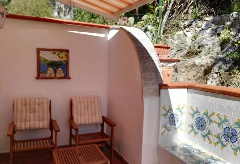 Casa Vacanze Bouganvillea