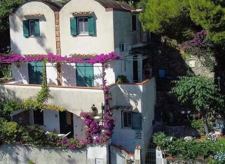 Casa Vacanze Bouganvillea