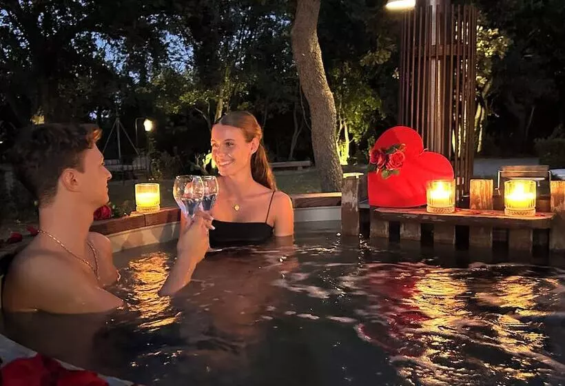 Castello Di Granarola Relais   Adults Friendly