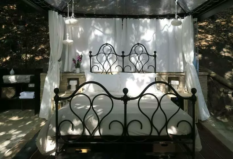 Castello Di Granarola Relais   Adults Friendly