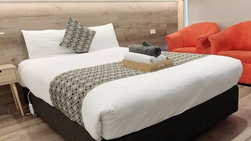 Elm Motel