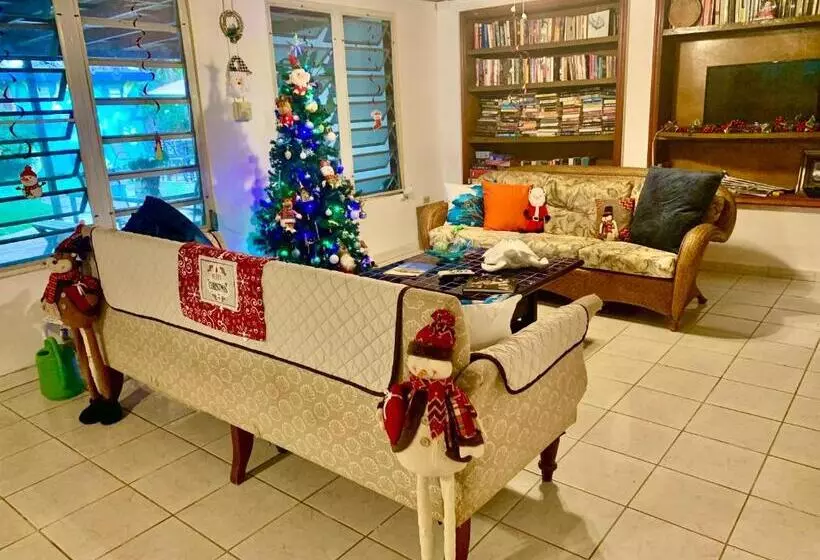 Esperanza Inn Guesthouse
