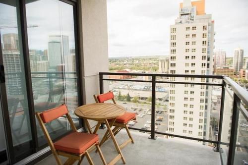 Executive Suites By Roseman - Luna