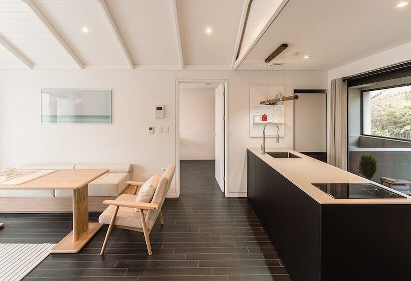 Hotel Albescent Pool Villa