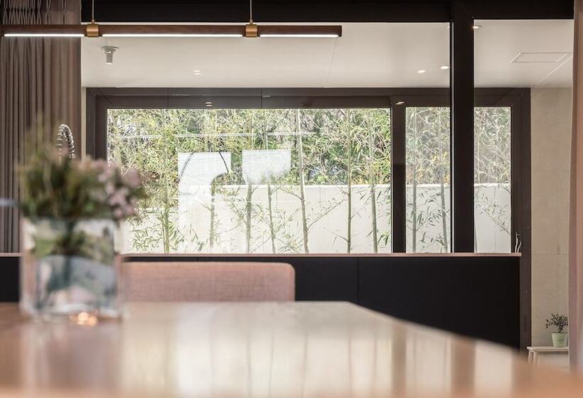 Hotel Albescent Pool Villa