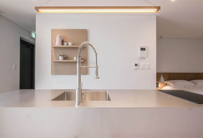 Hotel Albescent Pool Villa