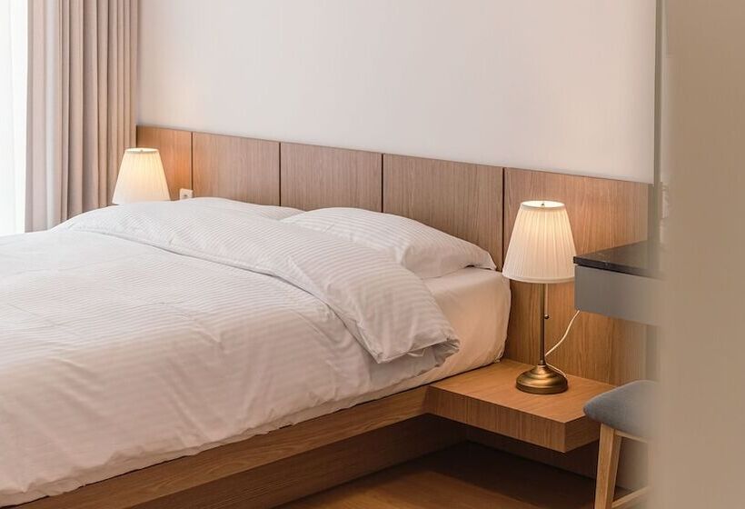 Hotel Albescent Pool Villa