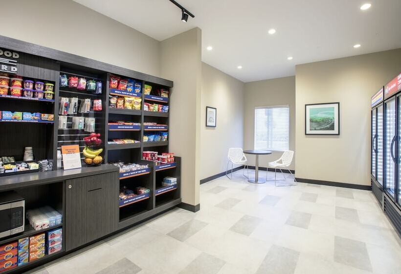 בית מלון כפרי Candlewood Suites   Miami Exec Airport   Kendall, An Ihg