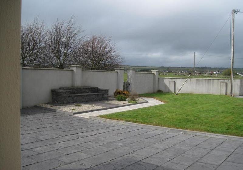 בית מלון כפרי Killarney House