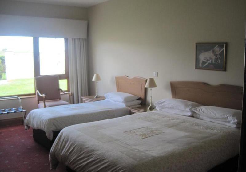 בית מלון כפרי Killarney House