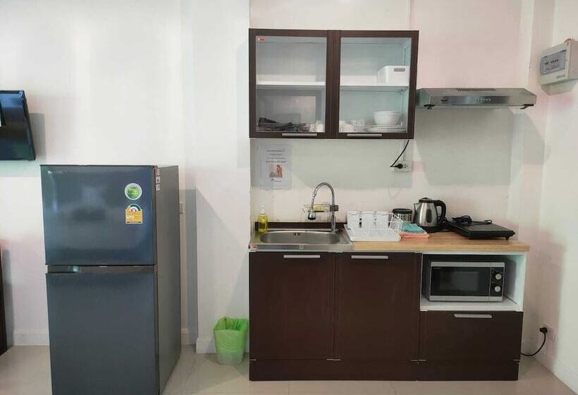 בית מלון כפרי Phangan Akuna