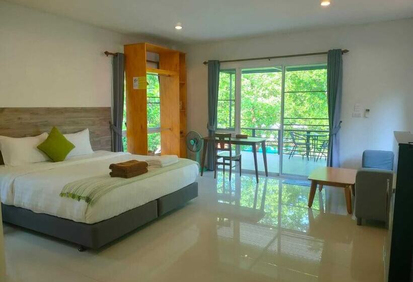 בית מלון כפרי Phangan Akuna