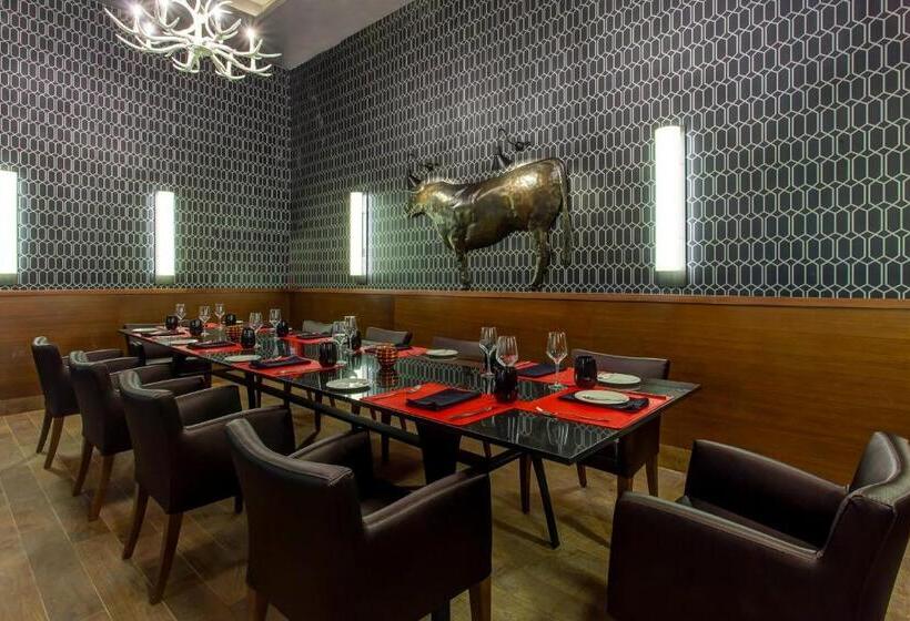 هتل Royalton Bavaro, An Autograph Collection Allinclusive Resort & Casino