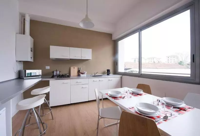 Levante Residence