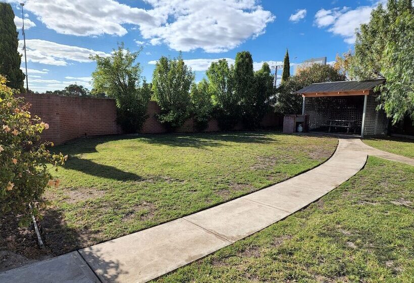 מוטל Country Roads Motor Inn Naracoorte