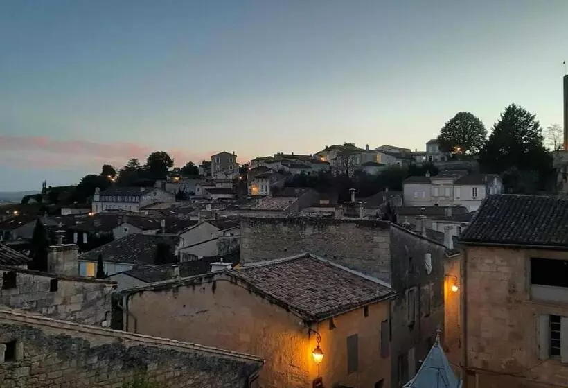 Majatalo La Maison Colline