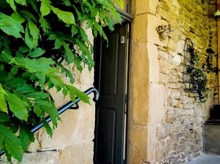 Majatalo Les Jardins De La Contie