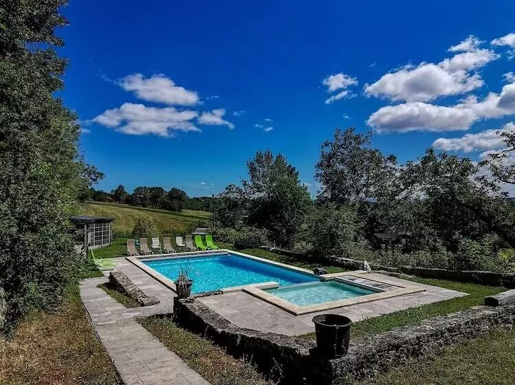 Majatalo Les Jardins De La Contie