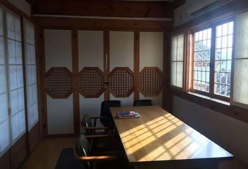 پانسیون Mon Oncle A Seoul