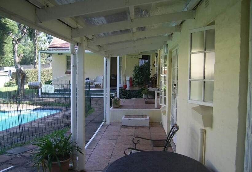 פנסיון Nutmeg Guest House