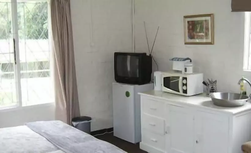 Majatalo Nutmeg Guest House