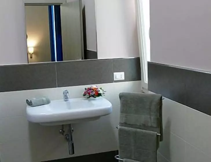 تختخواب و صبحانه Cairoli Exclusive Rooms & Suite