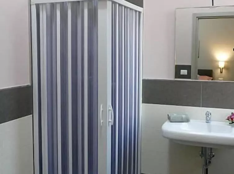 تختخواب و صبحانه Cairoli Exclusive Rooms & Suite