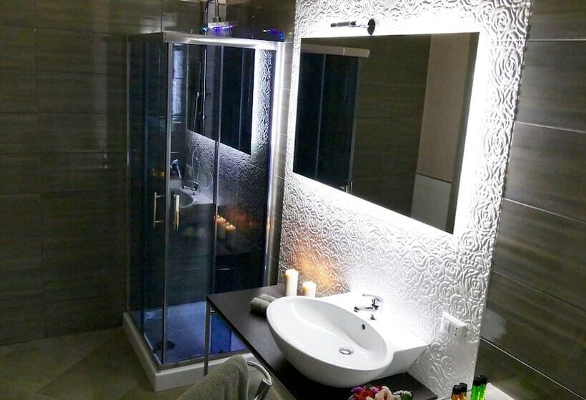 تختخواب و صبحانه Cairoli Exclusive Rooms & Suite