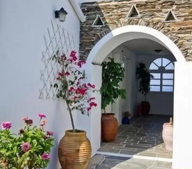 ベッドアンドブレックファースト Rooms & Apartments Archontou