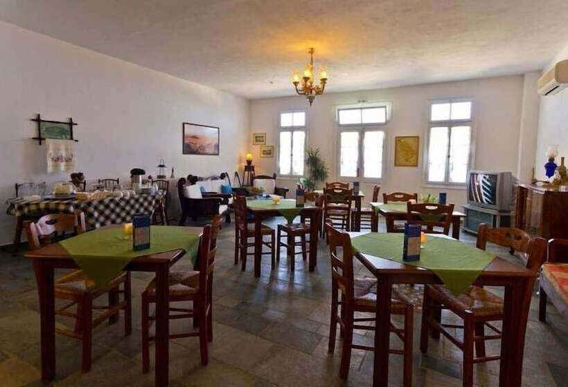 민박 Rooms & Apartments Archontou