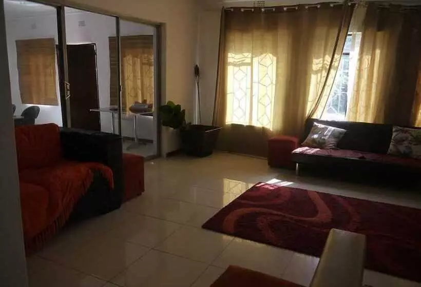تختخواب و صبحانه Vintage View Guest House