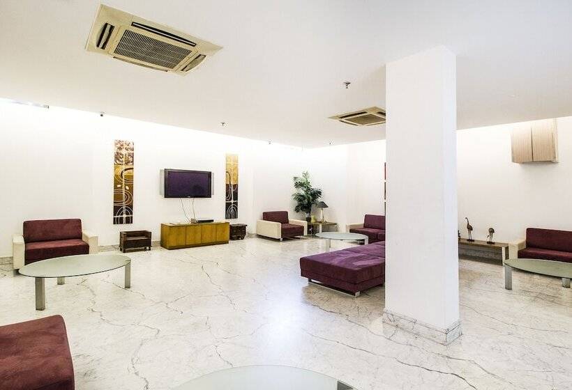 Fabhotel Raj Darbar Iffco