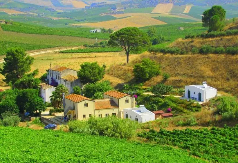 ホテル Agriturismo Tarantola