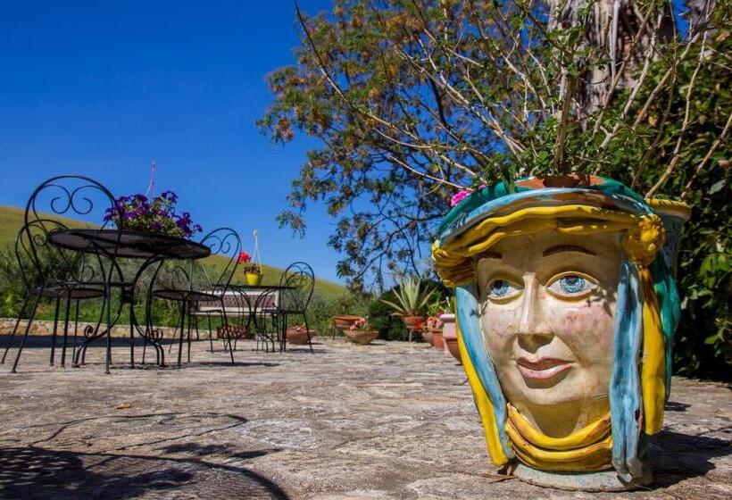 בית מלון כפרי Agriturismo Tarantola