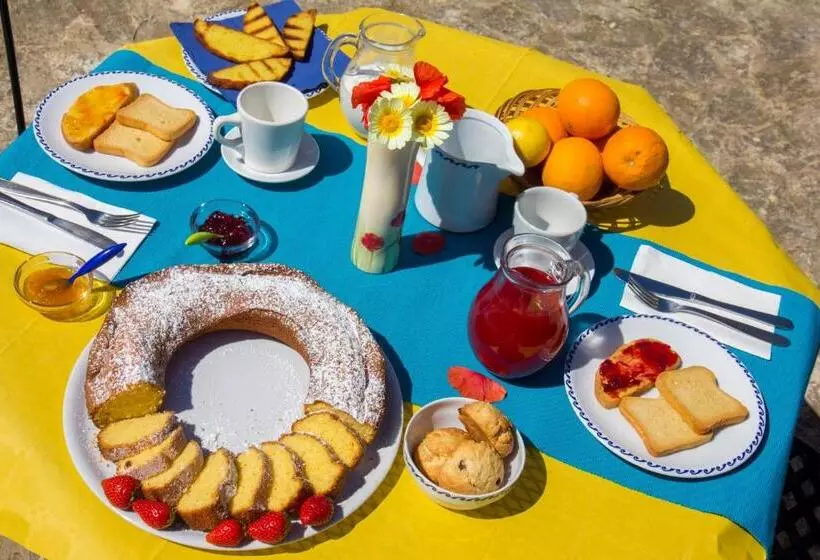 ホテル Agriturismo Tarantola